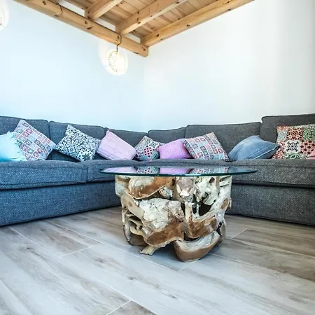 Mulhacen Апартаменти