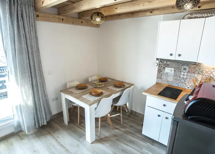 Mulhacen Апартаменти *